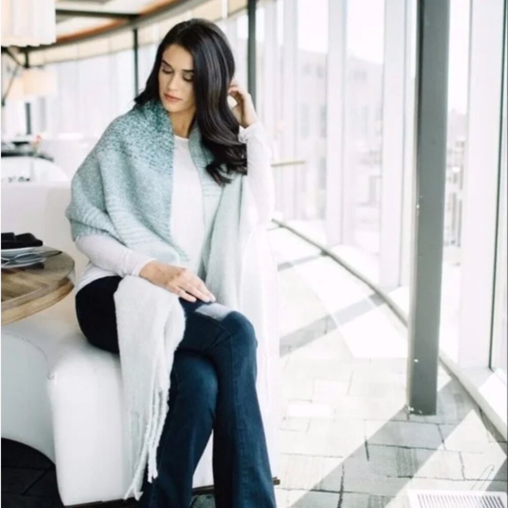 NEW Mer Sea Green/Teal Cozy Wrap